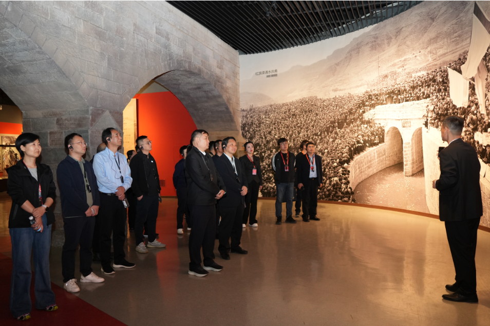 中国人民政治协商会议洛阳市委员会赴红旗渠开展学习培训活动 