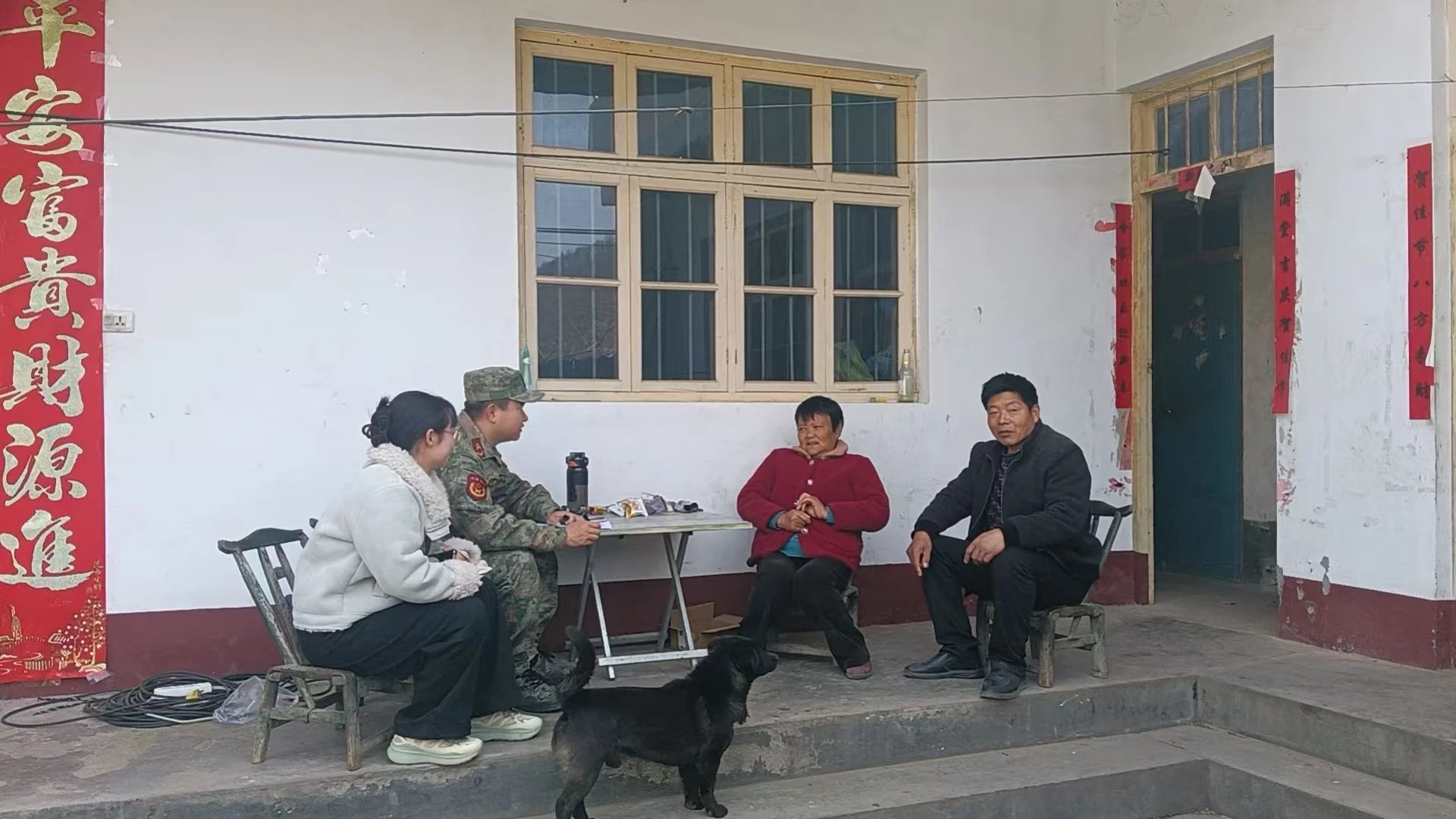 河南栾川：助力政府行动 守护绿色生态堡垒