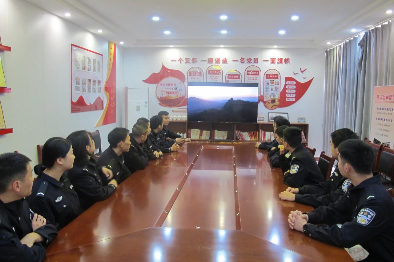 河南省宜阳县公安局组织警察学院实习学员到全国“枫桥式公安派出所”参观学习