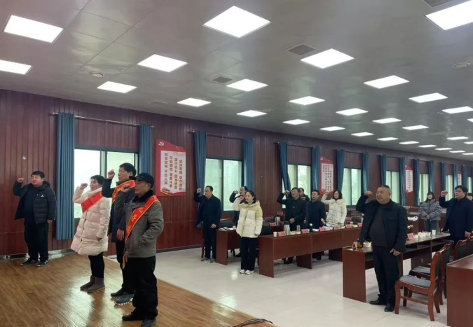 河南省邓州市湍河街道精心举办干部荣退仪式