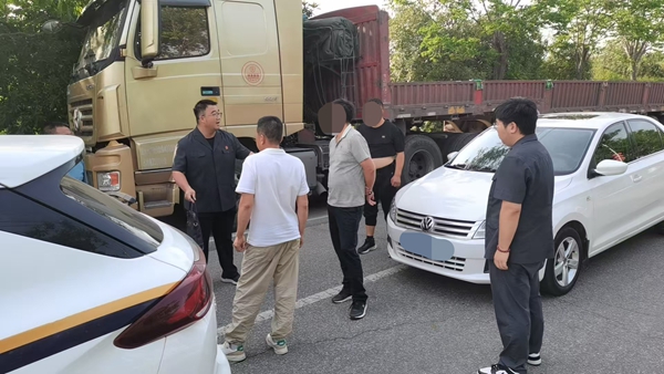 河南省南阳市桐柏县法院：麦收时节抓时机 释法明理促履行