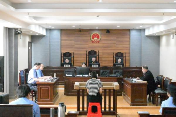 河南省南阳市检察院到社旗县检察院开展出庭评议活动
