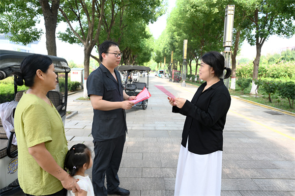 河南省南阳市社旗县法院开展“进一扇门 解万般事”宣传活动