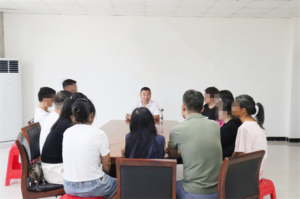 河南省南阳市社旗县法院开展家庭教育指导活动 为迷途少年家庭赋能