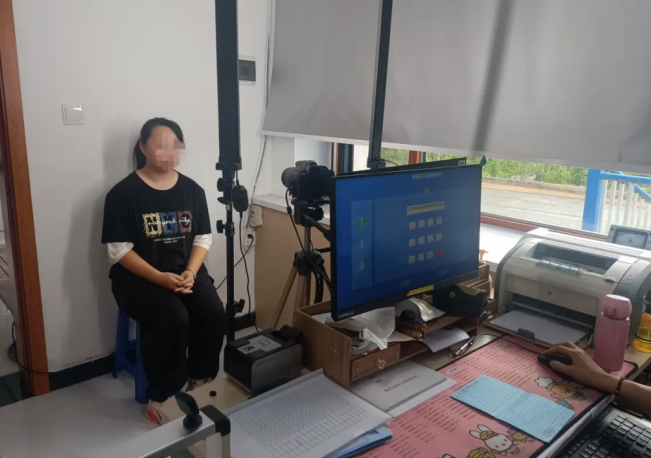黑龙江省林区公安局绥阳分局：户政窗口高效解民忧 贴心服务获赞誉