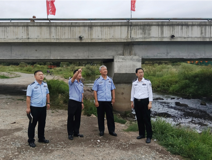 黑龙江省林区公安局东方红分局主要领导到山上各派出所督导检查防汛及当前各项重点工作