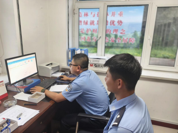 黑龙江省林区公安局兴隆分局：“绿荫工程”架桥 师徒结对赋能