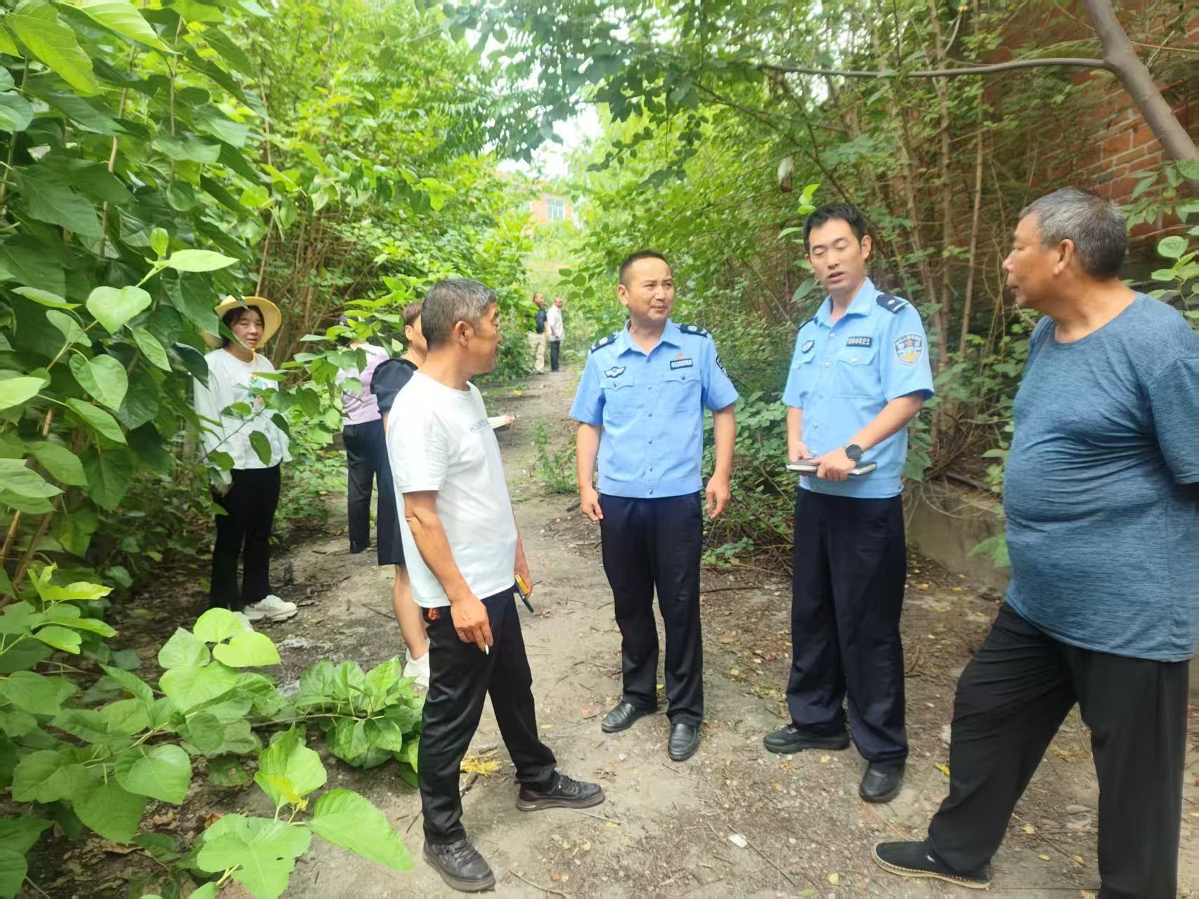 陕西旬阳城郊派出所：聚焦小事化纠纷，促进和谐共繁荣