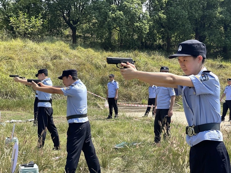 湖北荆州经开区公安分局：实弹练精兵 警务强技能