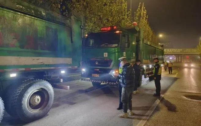 陕西省西安市公安局西咸新区分局交警大队：全面打响！防事故保安全百日会战