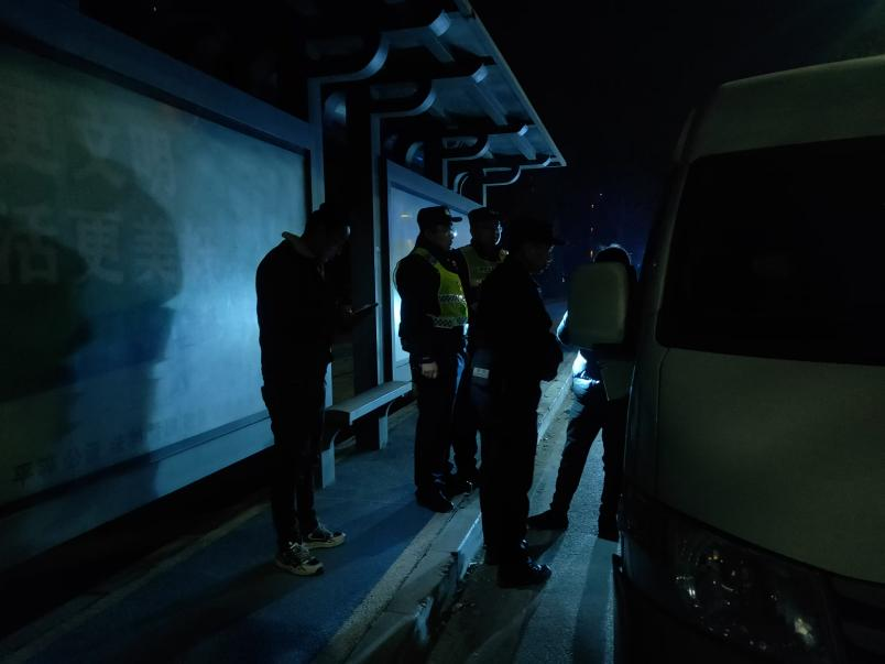 货拉拉司机接到跨城奇怪订单 陕西省西安市公安局临潼分局西泉派出所民警核实后帮助群众挽回近5万元经济损失