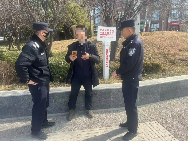 西安市公安局：有“警”无险！兴隆派出所成功救助一名轻生男子