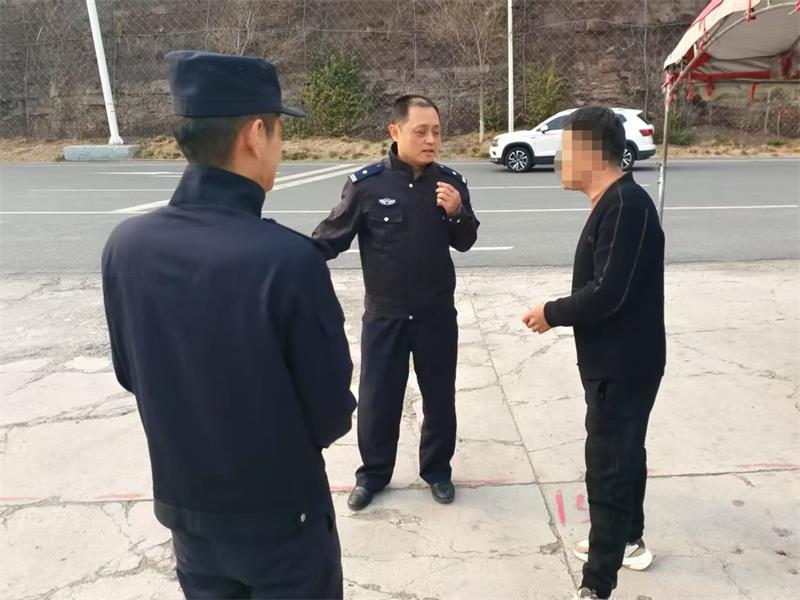小夫妻闹矛盾高速“狂飙”，陕西宜川公安助其打开“心结”