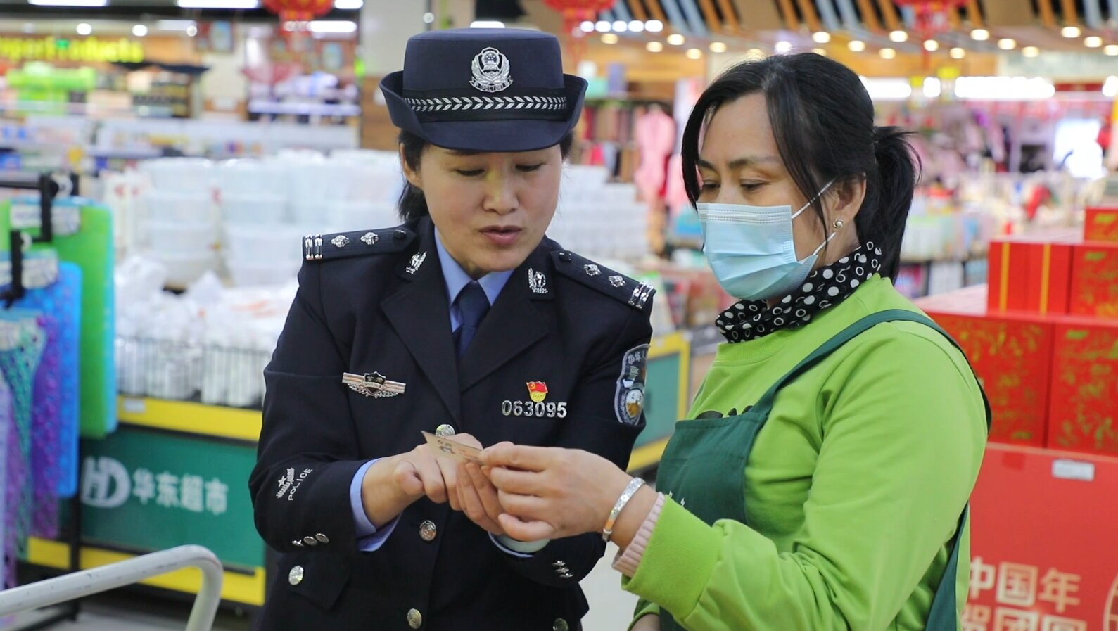 用最美芳华守护百姓平安——甘肃省敦煌市公安局沙州派出所副所长孙雅丽