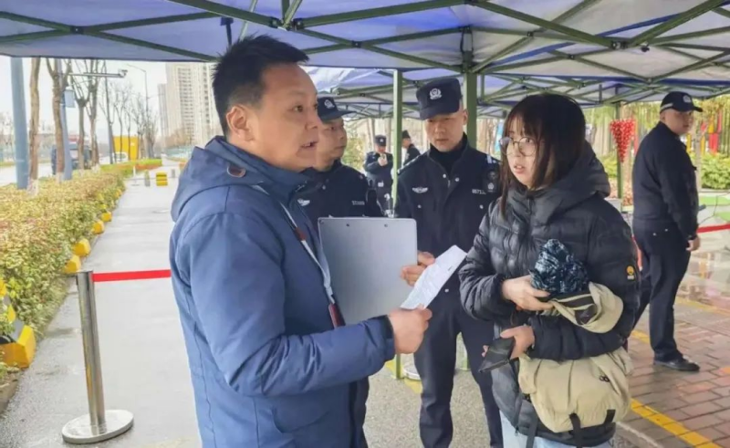 陕西省西安市公安局：民警“紧急救援”，与时间赛跑