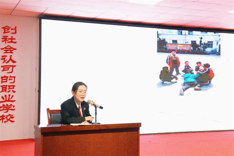 法治领航青春 正义守护成长丨陕西延安市延长县法院开展“送法进校园”普法宣讲活动 