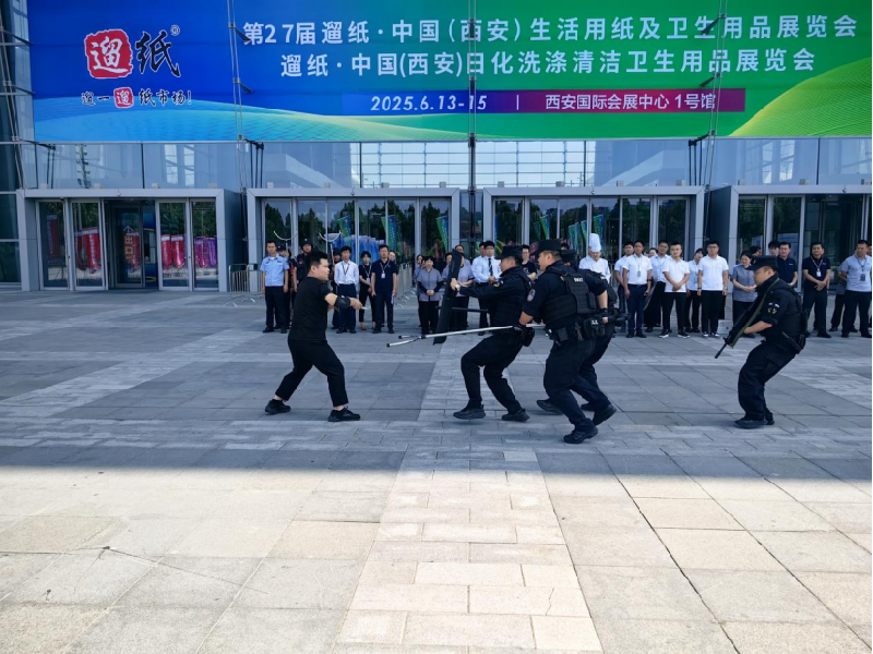 陕西省西安市浐灞公安：预防警务提质效 多措并举筑牢暑期景区安全防线