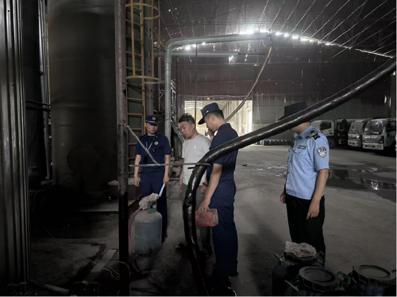 多管齐下筑防线 陕西省西安市鄠邑公安织密辖区安全网