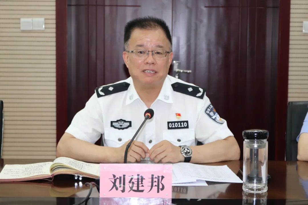 陕西省西安市公安局阎良分局举办二季度“进警营 建实言 商办理”活动 
