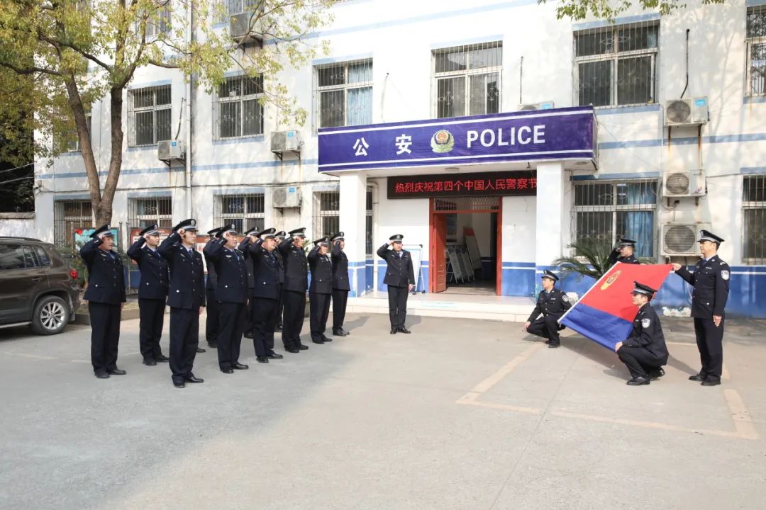 陕西安康张岭派出所：锚定主防定位，绘就平安“枫”景