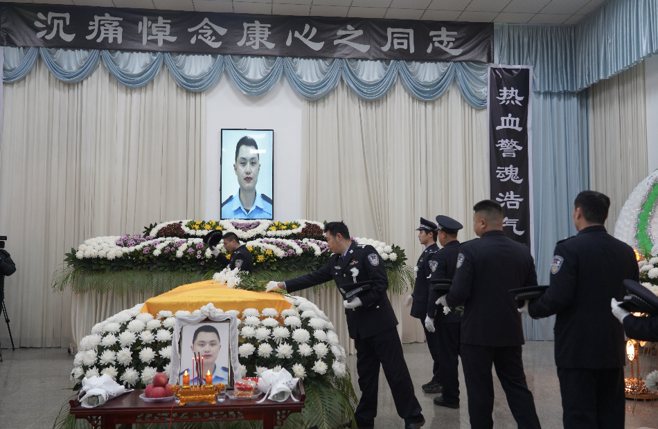 截屏2025-01-15 13.55.40.png 截屏2025-01-15 13.55.40.png