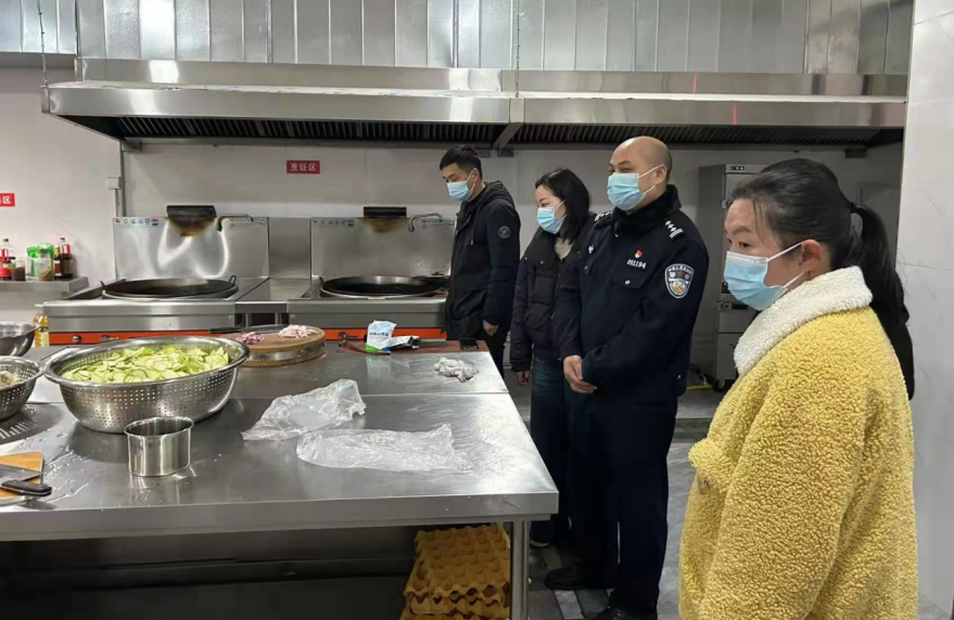 四川广安市岳池县多部门联合护航春季学期校园食品安全