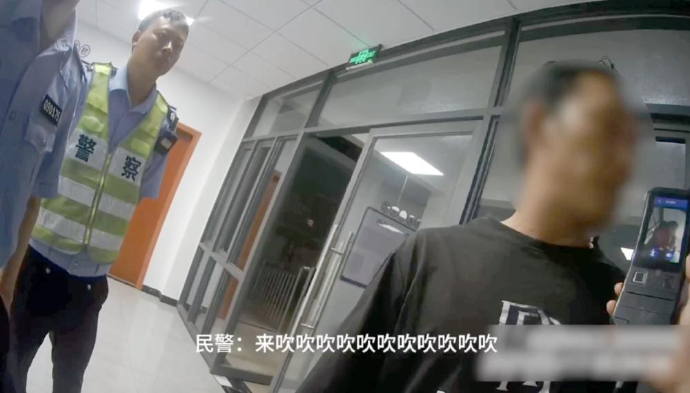 扣12分！四川高速夜查曝光：一瓶白酒换来“三重罚单”
