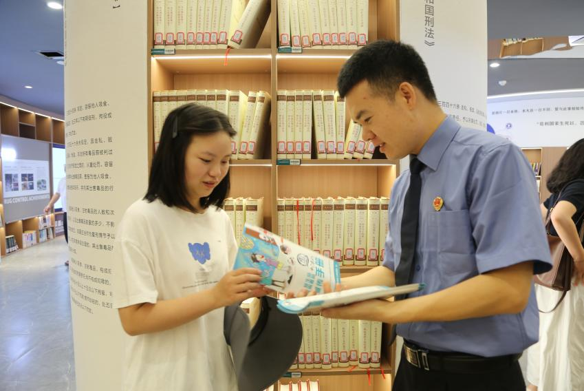 图片2.png 图片2.png