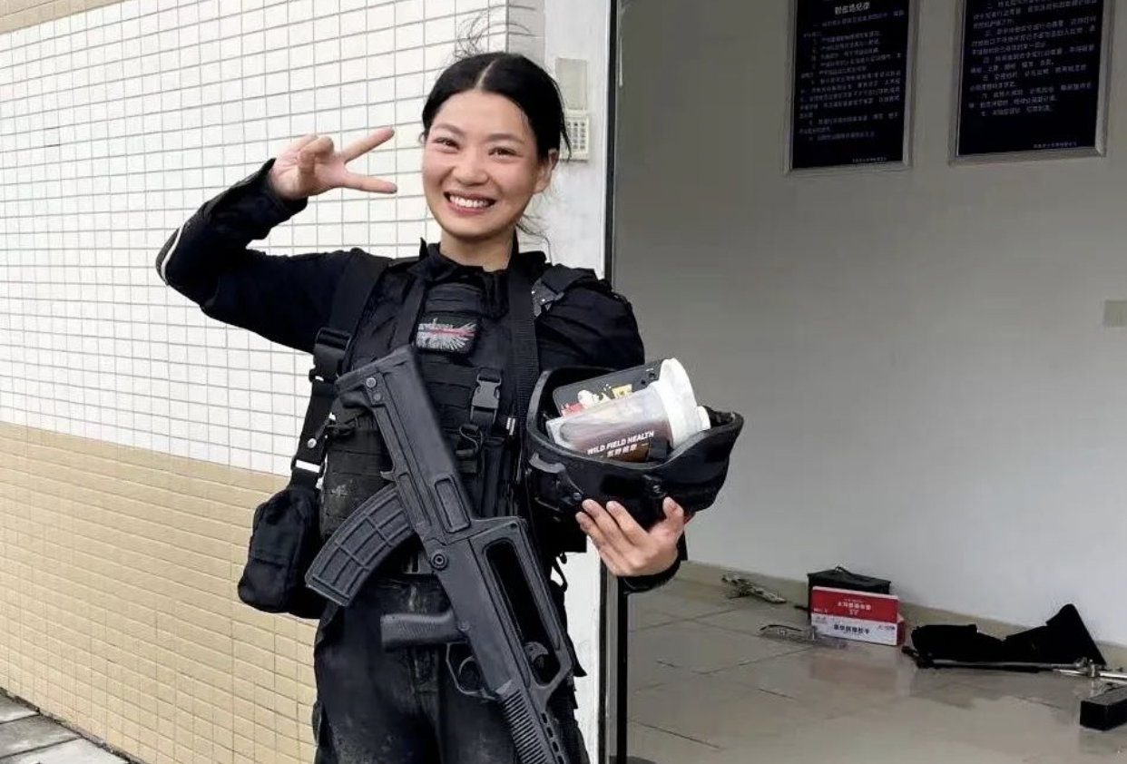 截屏2025-07-11 03.44.48.png 截屏2025-07-11 03.44.48.png