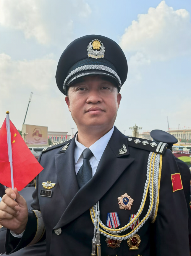 铁血刑警铸忠诚 科技尖兵破壁垒——全国公安英模黄思成阅兵观礼后誓言护航新征程