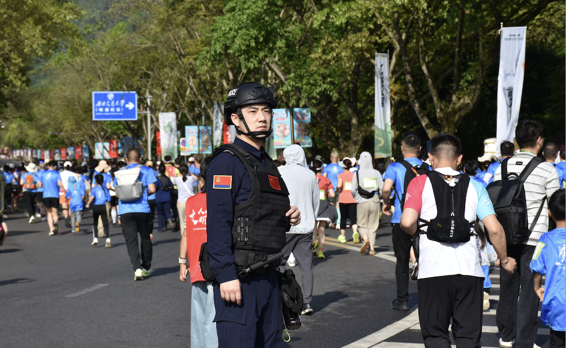 截屏2025-04-23 02.45.35.png 截屏2025-04-23 02.45.35.png