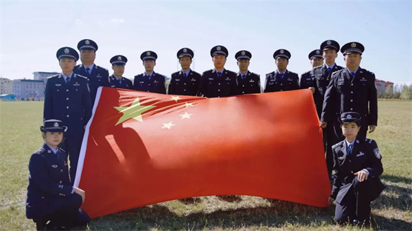 黑龙江省鹤岗市公安局兴山分局开展庆祝中华人民共和国成立75周年系列活动