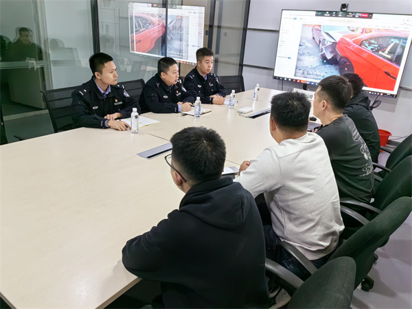 黑龙江省哈尔滨公安：深入走访见实效 搭建安全“连心桥”