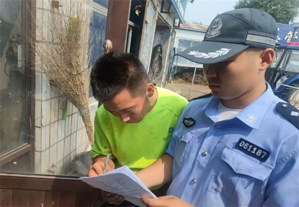 杨承德：扎根社区乐奉献 初心如磐护平安