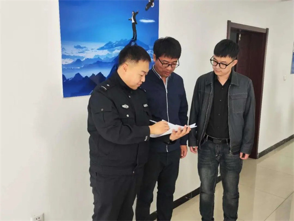 黑龙江省大庆东光警方圆满完成国庆安保任务