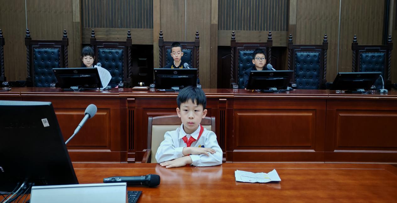 图片2.jpg 图片2.jpg