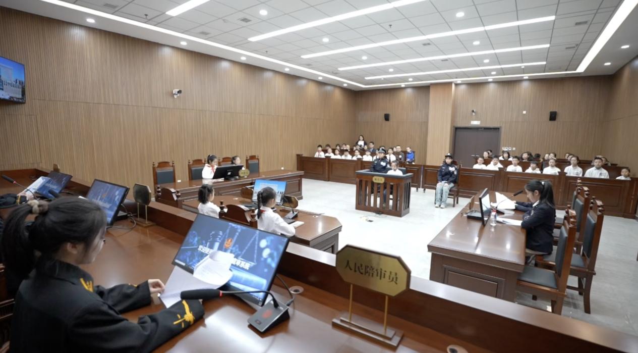 图片2.jpg 图片2.jpg