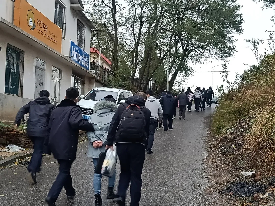 图12.jpg 图12.jpg