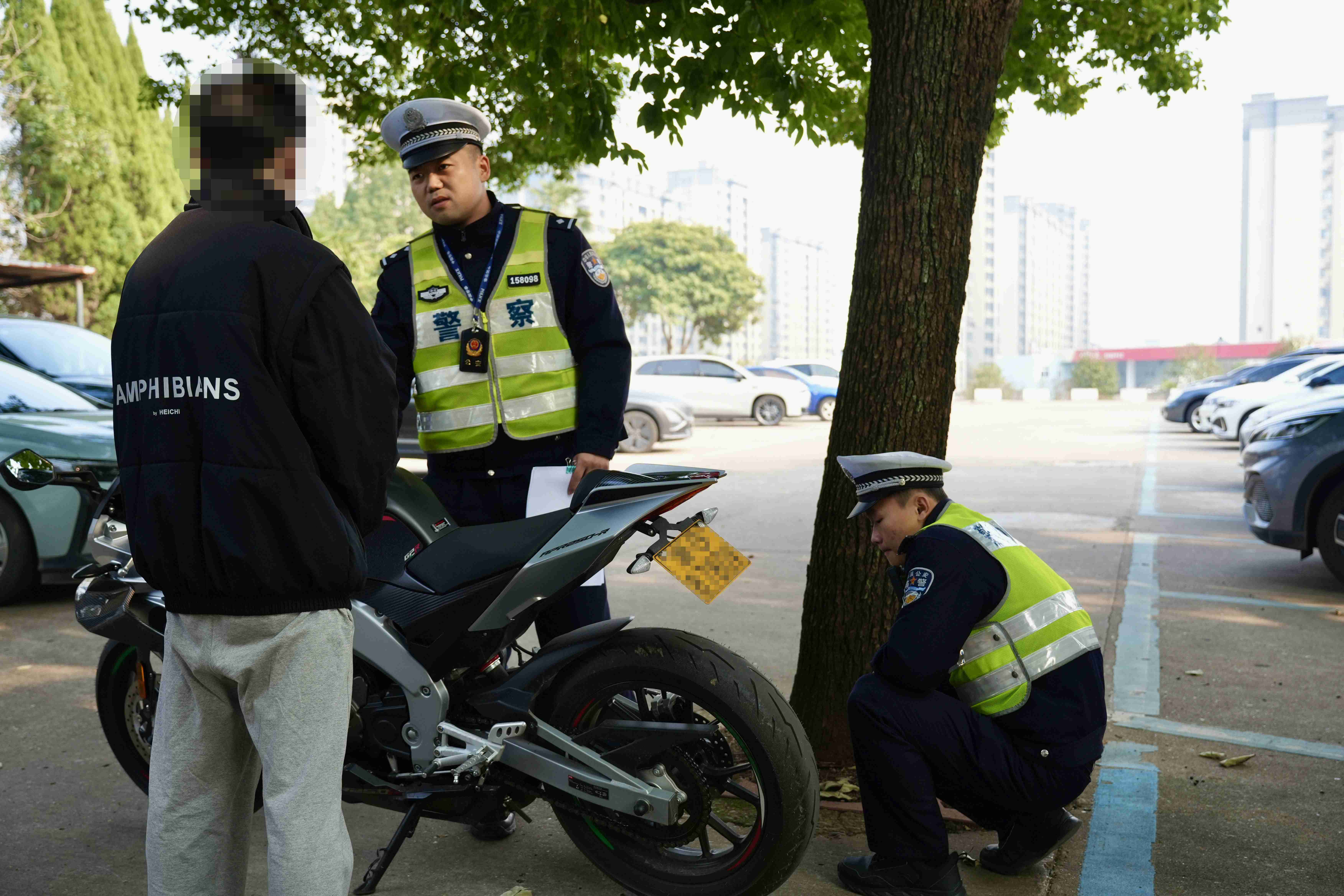 图2.jpg 图2.jpg