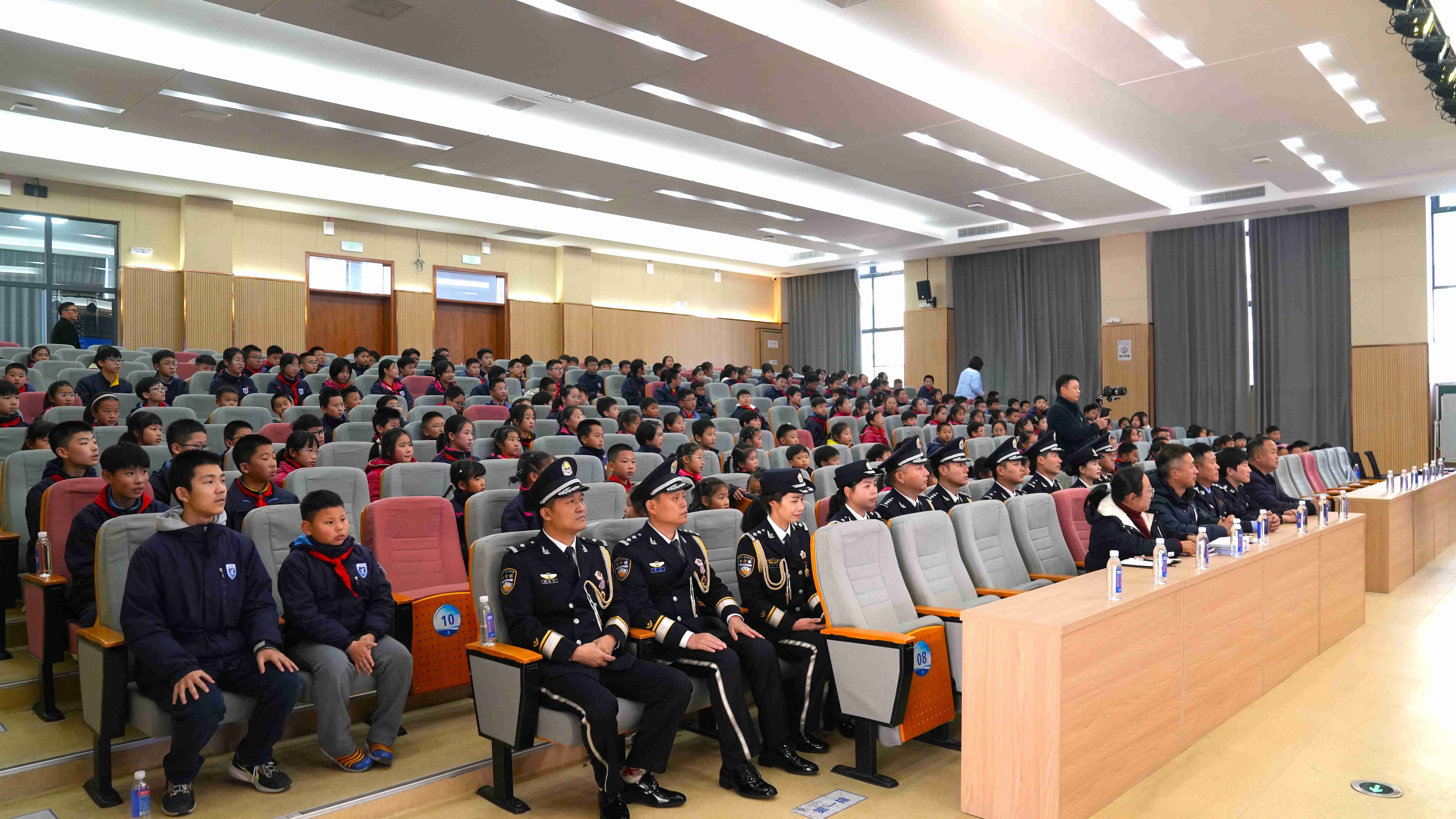 微信图片_20250108103816.jpg 微信图片_20250108103816.jpg