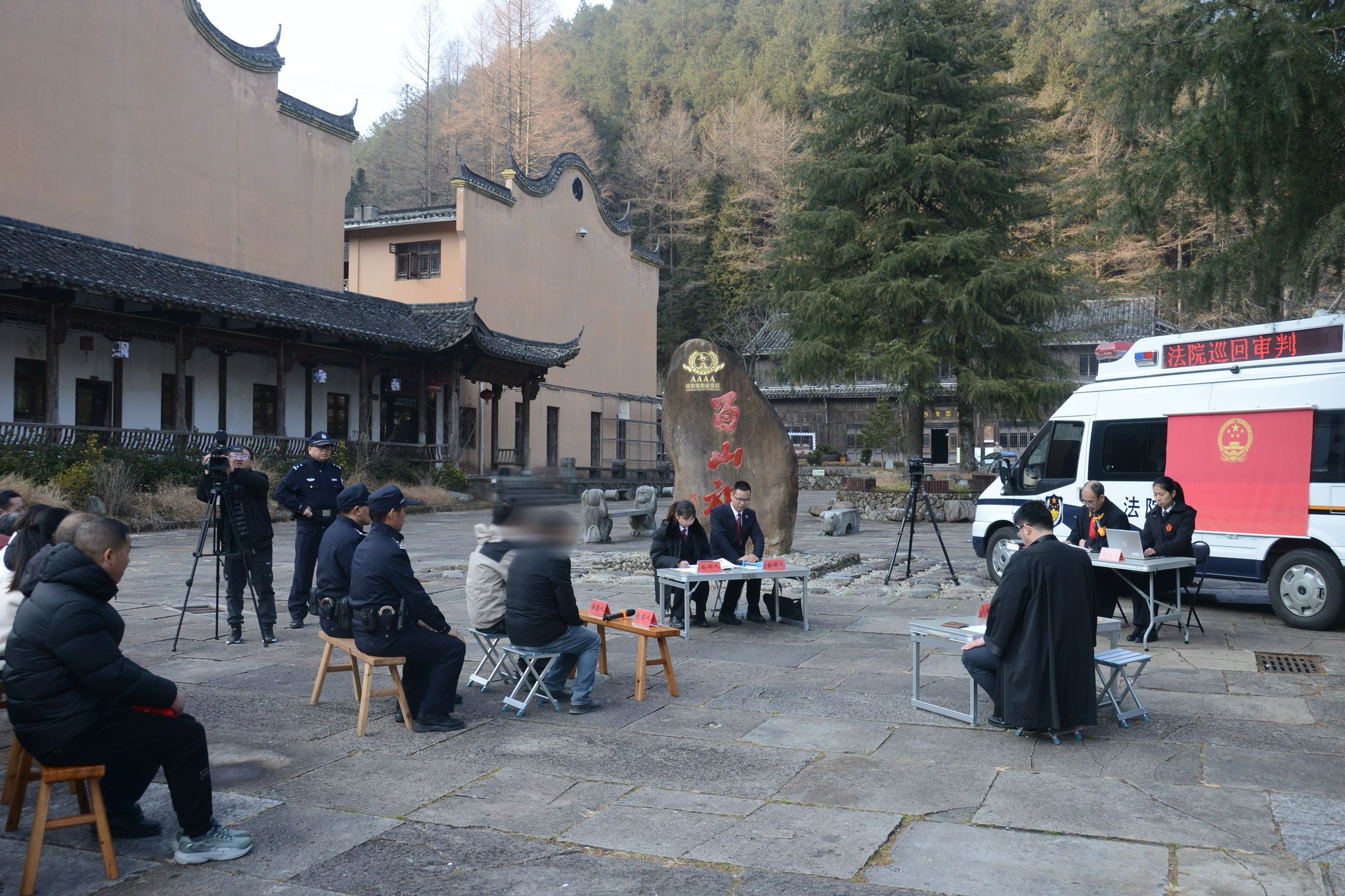 图片10.jpg 图片10.jpg