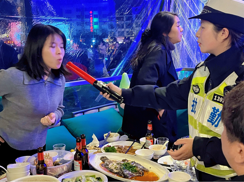 图片2.png 图片2.png