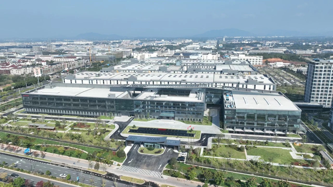 1.欣旺达(锂威能源)是我市引进的新能源重点项目.jpg 1.欣旺达(锂威能源)是我市引进的新能源重点项目.jpg