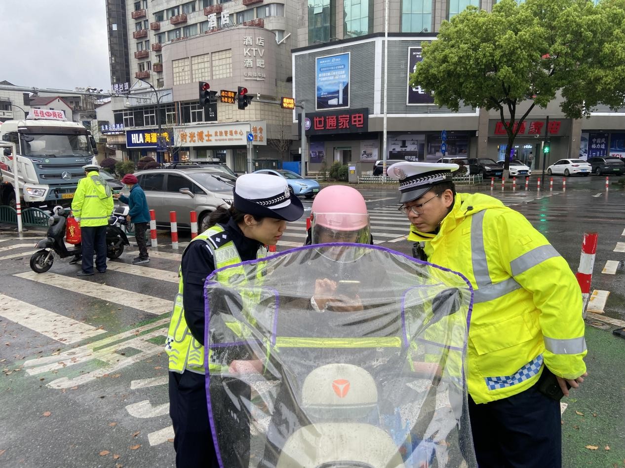 图片11.jpg 图片11.jpg