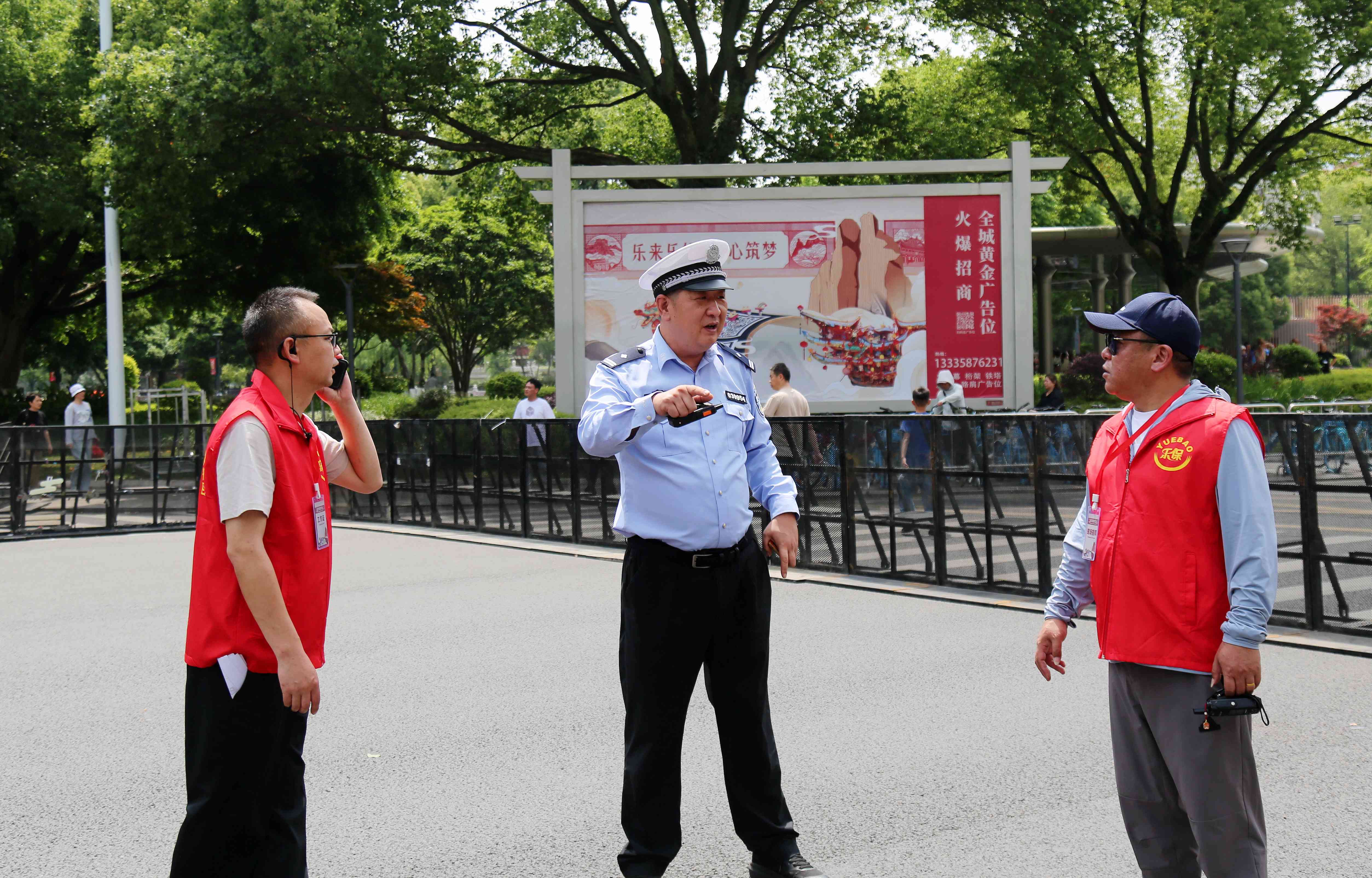 活动照 (1).jpg 活动照 (1).jpg