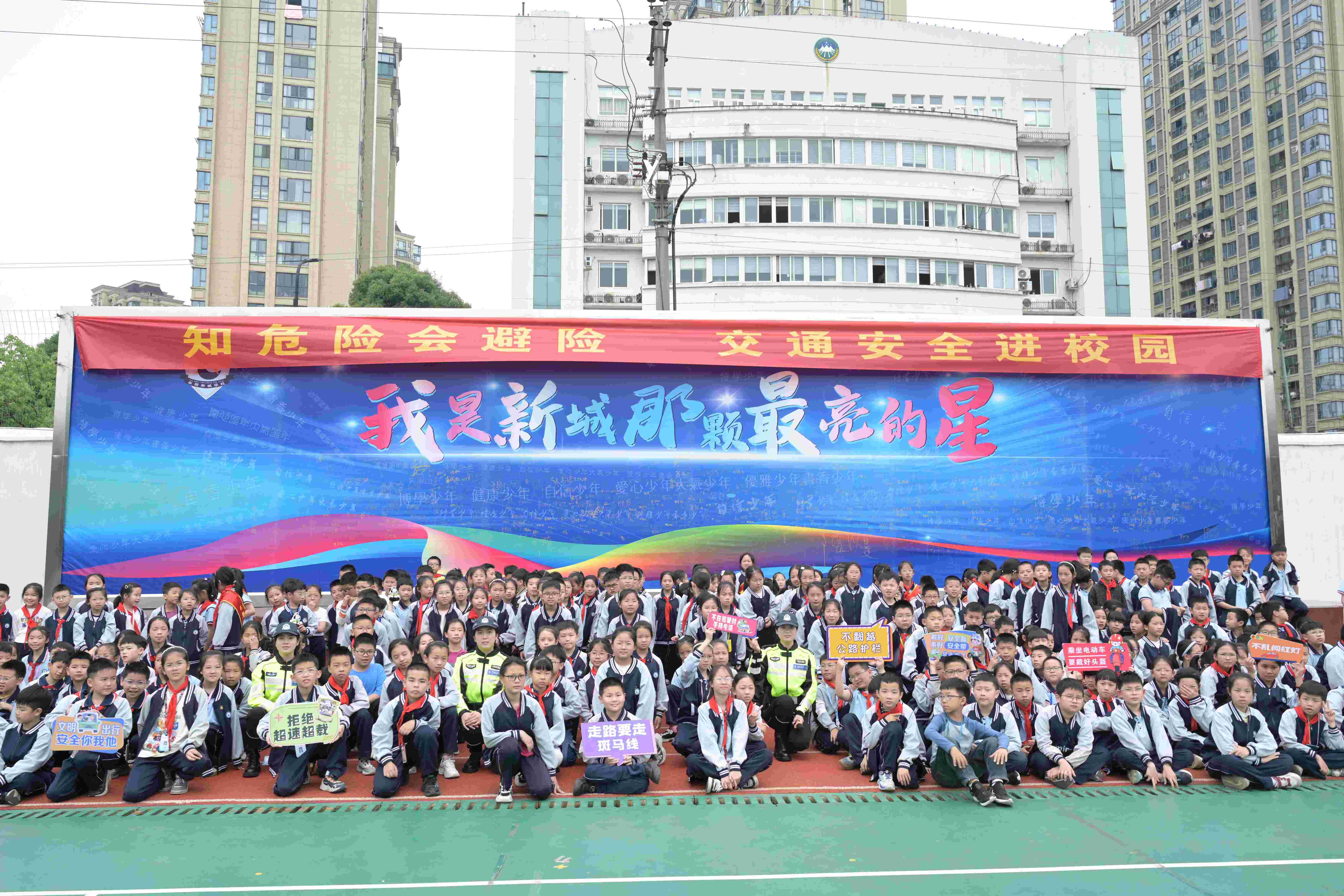 大合照.jpg 大合照.jpg