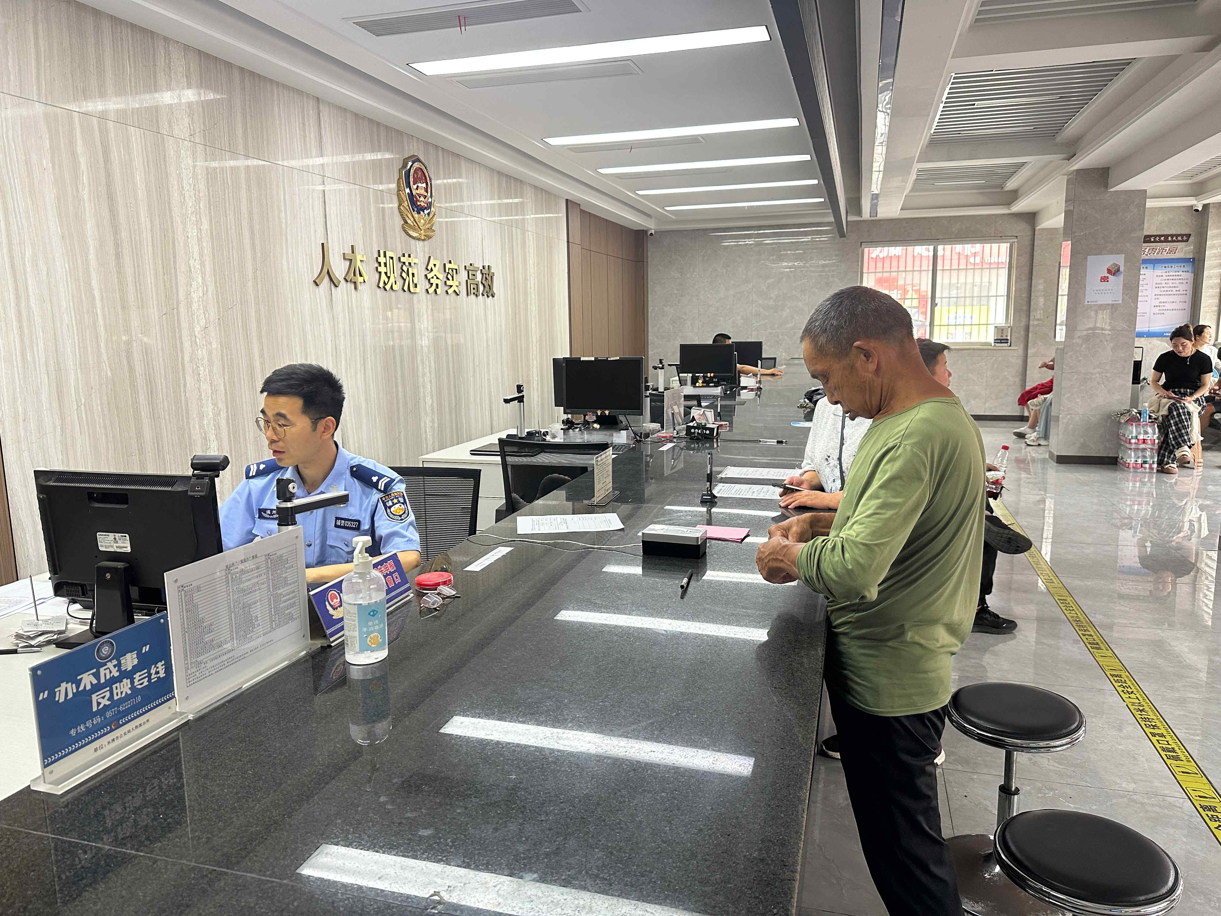 浙江乐清：“助考纳凉” 三年如一的坚持收到了回响