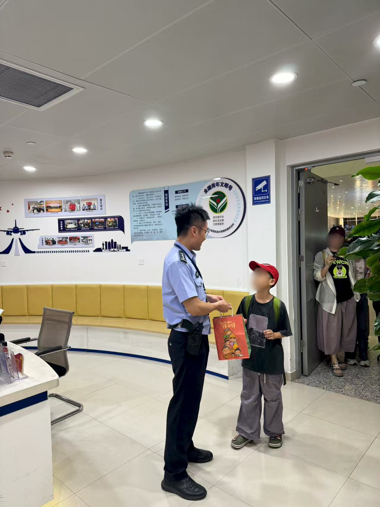 图片29.jpg 图片29.jpg