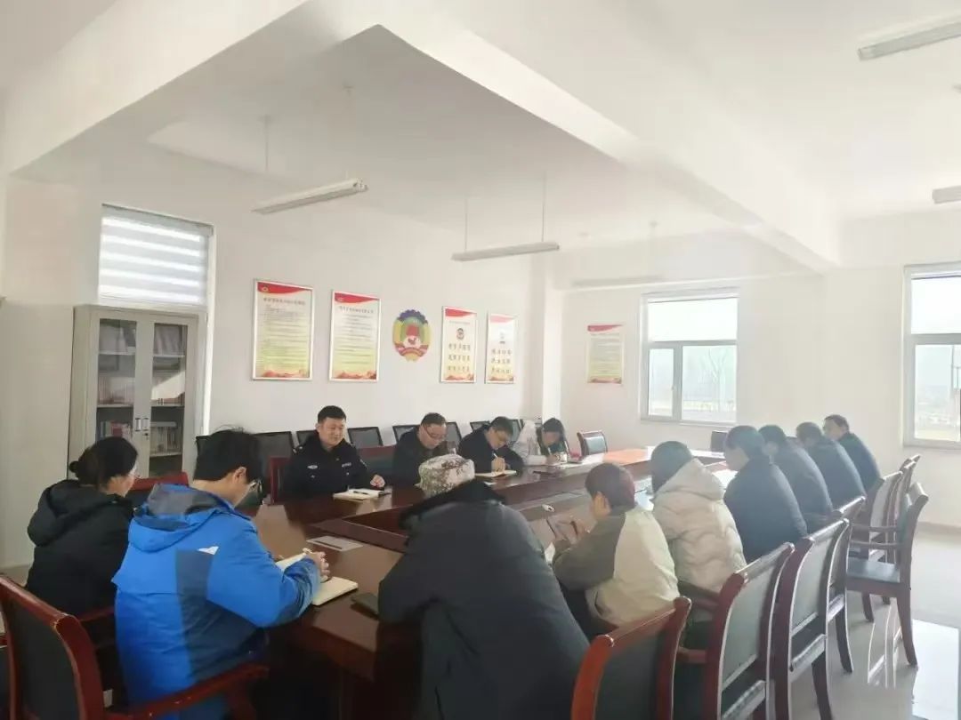 山东省潍坊市临朐县石家河生态派出所：取经各代表，献计护平安