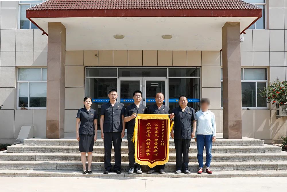 微信图片_20250602151918.jpg 微信图片_20250602151918.jpg